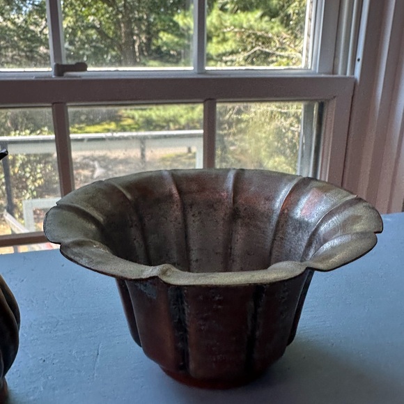 Antique Hand Hammered Fluted Tinned Copper Egyptian Bowl Stamped Decor - Picture 2 of 3